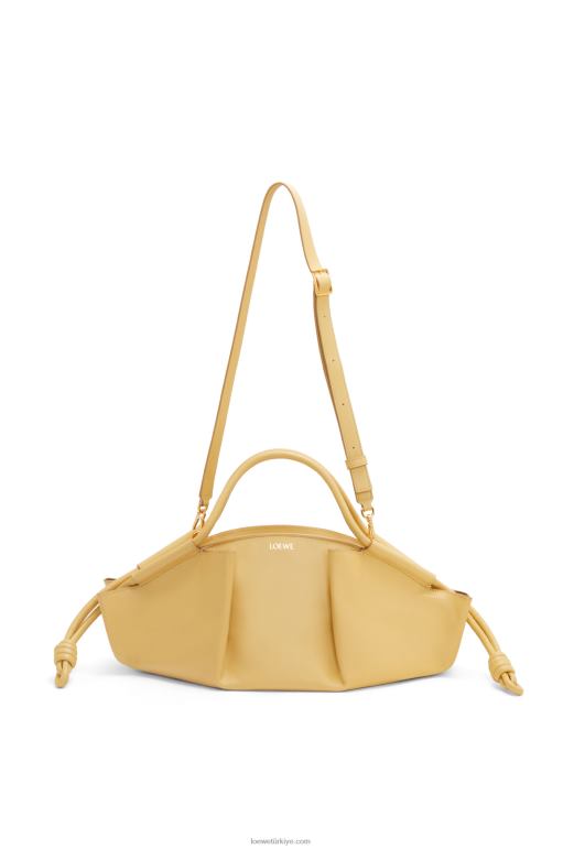 Loewe parlak napa dana derisinden paseo çanta 02600352 kadınlar koyu tereyağı