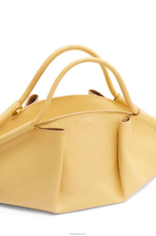 Loewe parlak napa dana derisinden paseo çanta 02600352 kadınlar koyu tereyağı