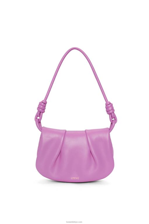 Loewe parlak napa dana derisinden paseo el çantası 02600335 kadınlar kaya gülü