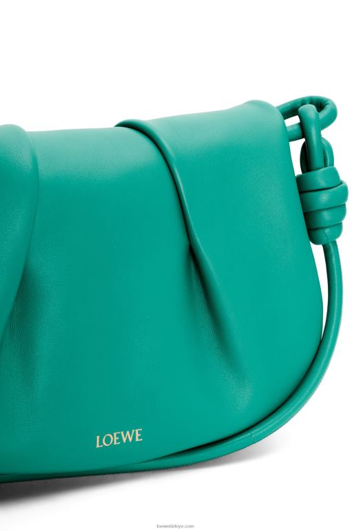 Loewe parlak napa dana derisinden paseo el çantası 02600338 kadınlar Zümrüt yeşili