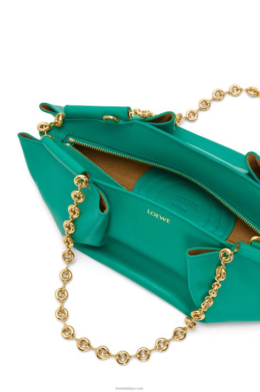 Loewe zincirli parlak napa dana derisinden küçük paseo çanta 02600403 kadınlar Zümrüt yeşili