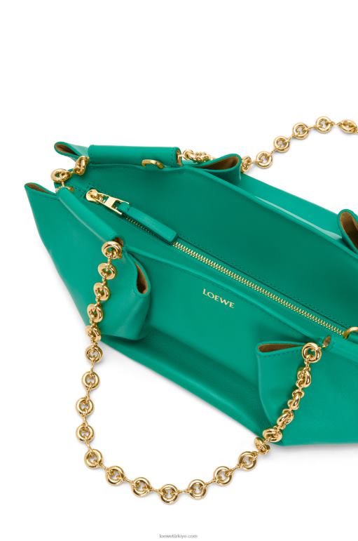 Loewe zincirli parlak napa dana derisinden küçük paseo çanta 02600403 kadınlar Zümrüt yeşili