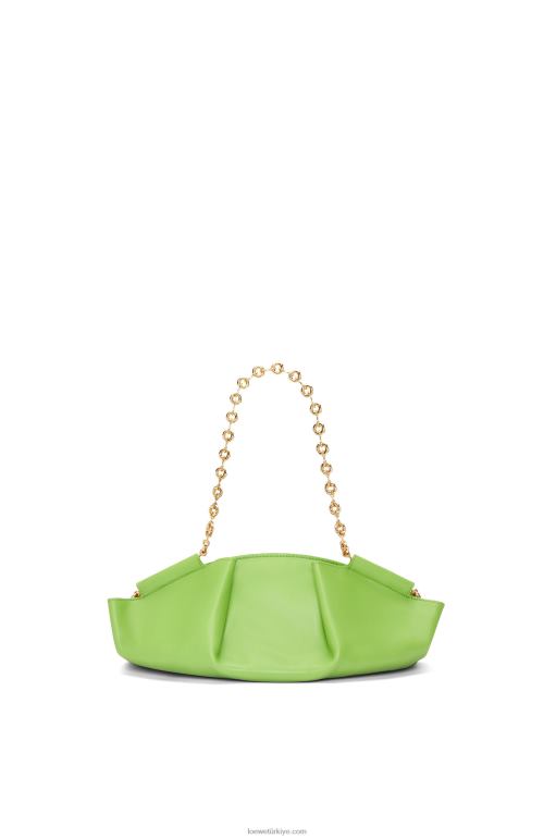 Loewe zincirli parlak napa dana derisinden küçük paseo çanta 02600422 kadınlar elma yeşili