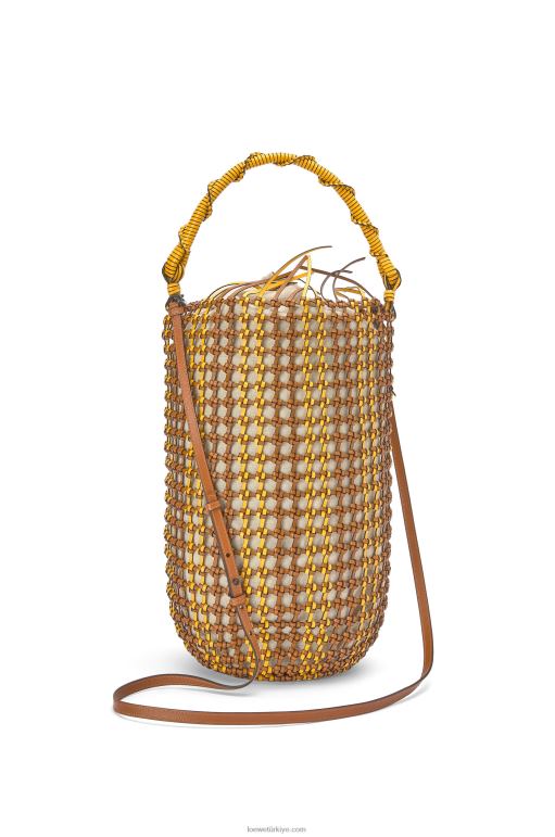 Loewe dana derisinden kova örgü çanta 02600183 kadınlar ten rengi/sarı