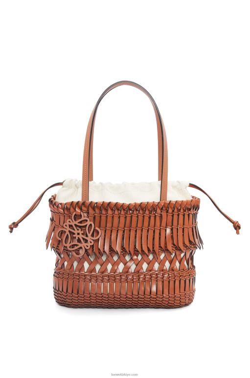 Loewe dana derisinden püsküllü kare sepet çanta 0260090 kadınlar bronzlaşmak