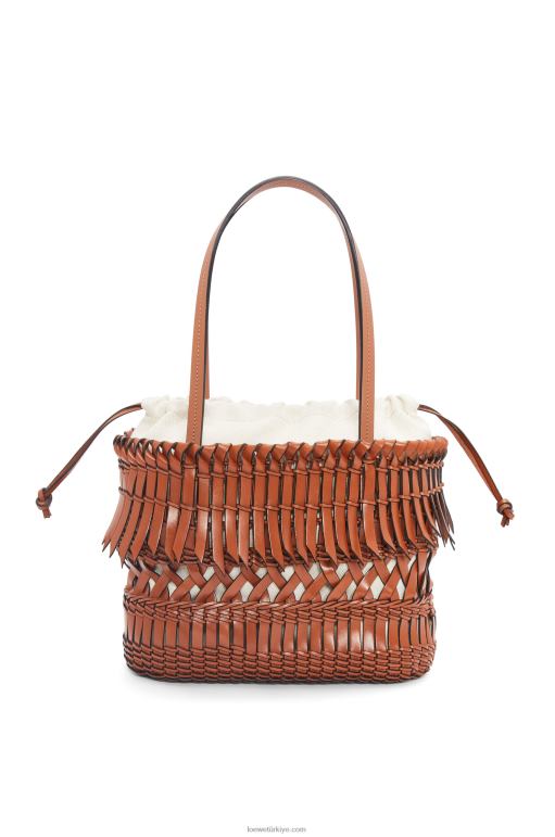 Loewe dana derisinden püsküllü kare sepet çanta 0260090 kadınlar bronzlaşmak