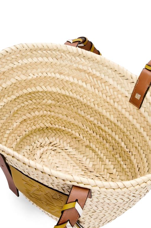 Loewe dana derisinden örgü saplı, palmiye yaprağından sepet çanta 026006 kadınlar koyu sarı/ten rengi