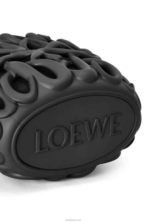 Loewe hafif köpük kauçukta anagram şişirilmiş sepet 02600113 kadınlar siyah