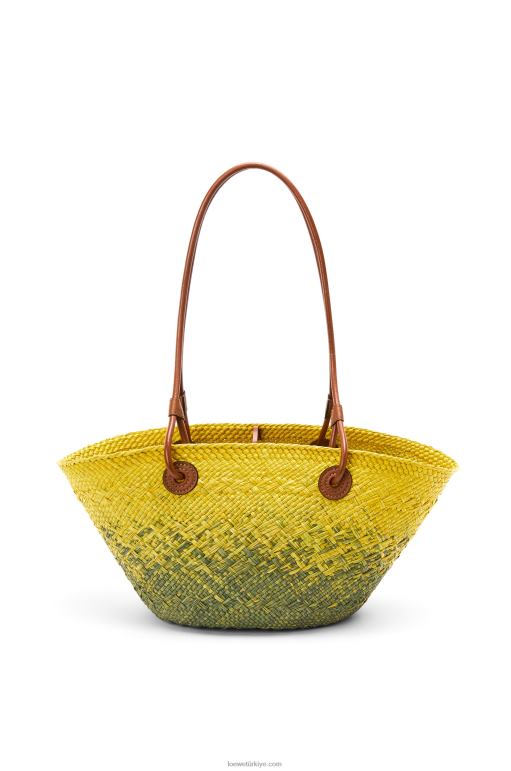 Loewe iraca avuç içi ve dana derisinden küçük anagram sepet çantası 0260064 kadınlar haki yeşil/sarı