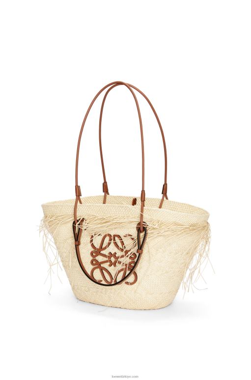 Loewe iraca avuç içi ve dana derisinden yıpranmış anagram sepet çantası 0260054 kadınlar doğal/ten rengi