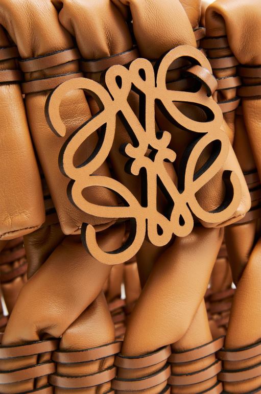 Loewe napa kuzu derisinden küçük boru sepet 0260093 kadınlar sıcak çöl
