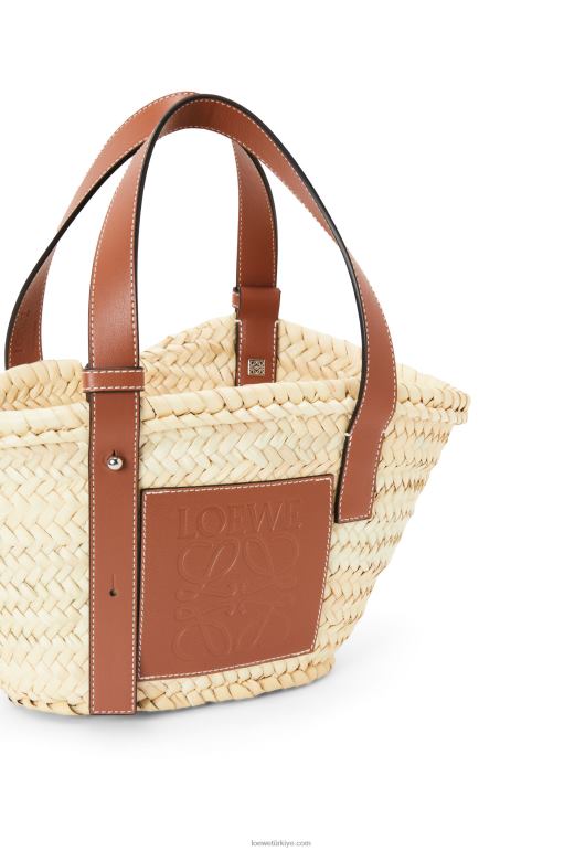 Loewe palmiye yaprağı ve dana derisinden küçük sepet çanta 0260020 kadınlar doğal/ten rengi