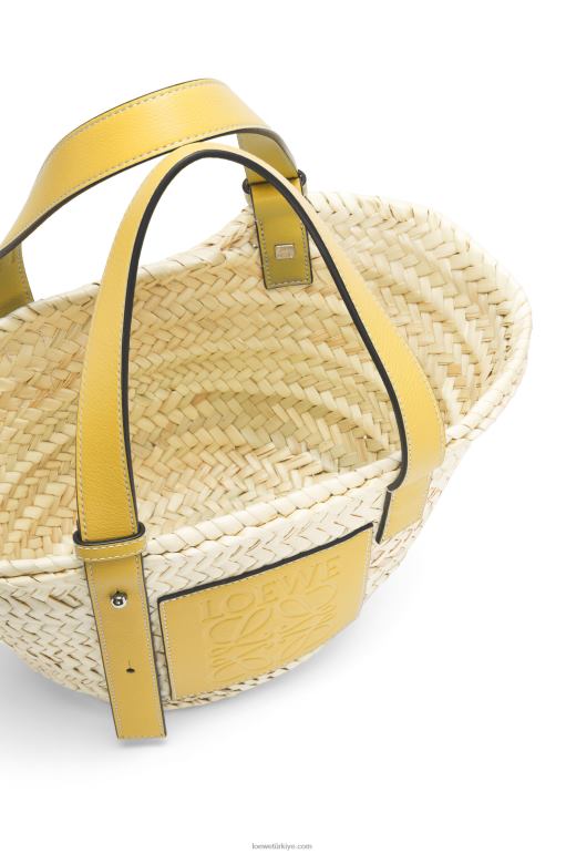 Loewe palmiye yaprağı ve dana derisinden küçük sepet çanta 0260050 kadınlar koyu sarı