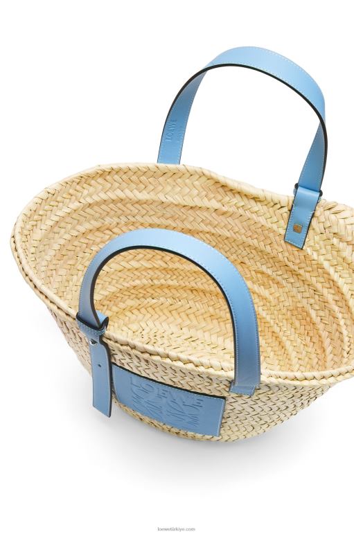Loewe palmiye yaprağı ve dana derisinden sepet çanta 0260058 kadınlar açık mavi