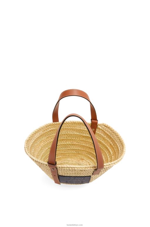 Loewe palmiye yaprağı ve dana derisinden sepet çanta 0260082 kadınlar doğal/okyanus