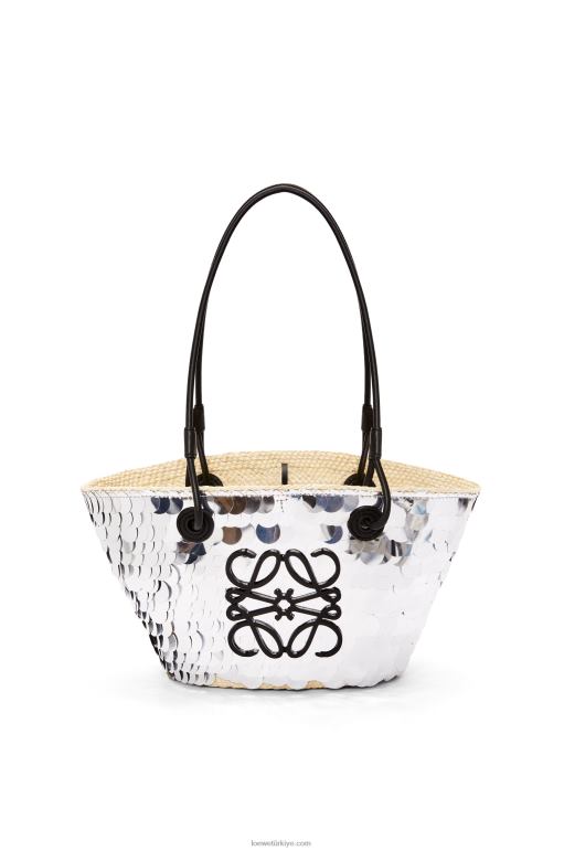 Loewe payetli iraca palmiyesi ve dana derisinden küçük anagram sepeti 02600109 kadınlar gümüş