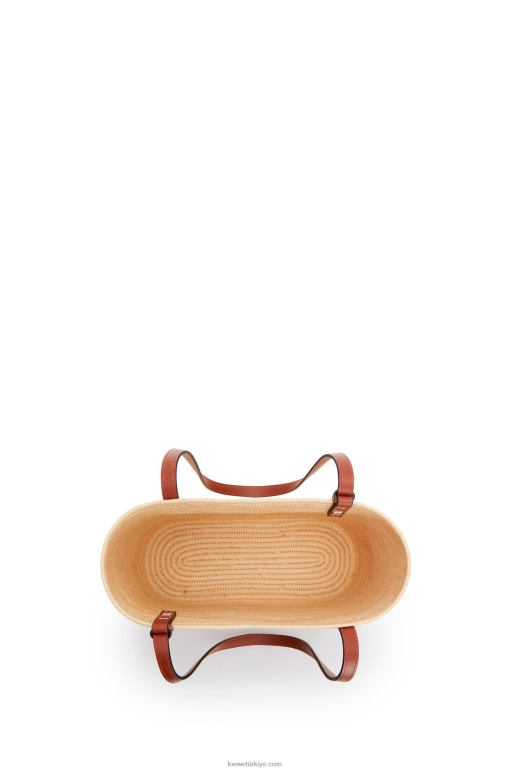 Loewe rafya ve dana derisinden küçük kare sepet çanta 0260046 kadınlar doğal/cevizli