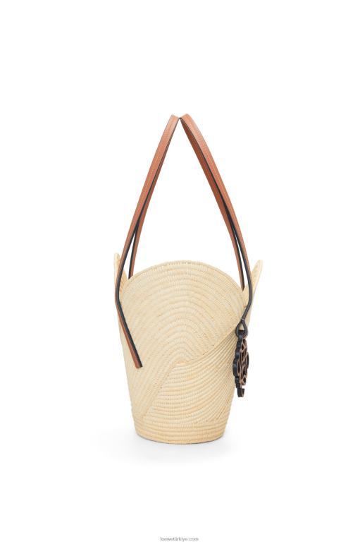 Loewe rafya ve dana derisinden petal sepet çanta 0260061 kadınlar doğal/ten rengi