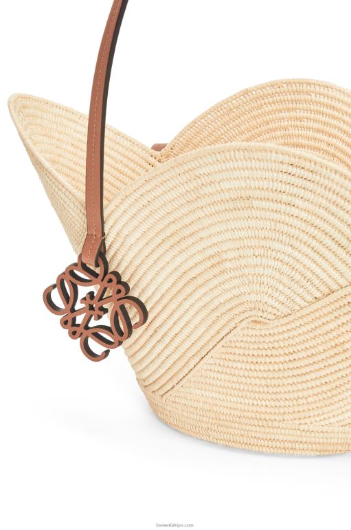 Loewe rafya ve dana derisinden petal sepet çanta 0260061 kadınlar doğal/ten rengi