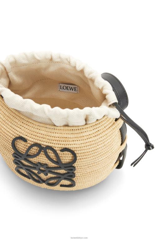 Loewe rafya ve kauçuktan arı kovanı çantası 0260044 kadınlar doğal/siyah