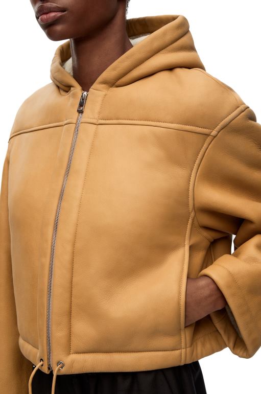 Loewe kürklü kapüşonlu ceket 026001124 kadınlar Beyaz altın