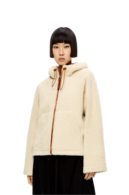 Loewe kürklü kapüşonlu fermuarlı ceket 026001151 kadınlar yumuşak beyaz/ten rengi