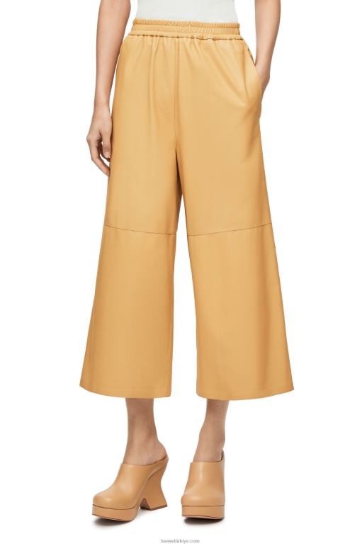 Loewe Nappa\'da kırpılmış pantolon 026001113 kadınlar kum/tereyağı