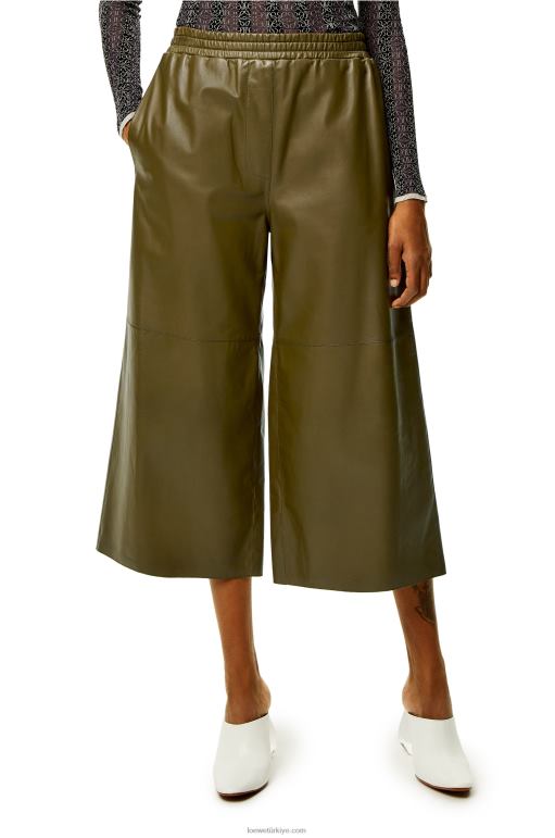 Loewe Nappa kuzu derisinden kısa pantolon 026001140 kadınlar koyu haki yeşil