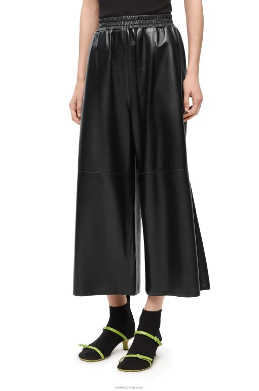 Loewe Nappa kuzu derisinden kısa pantolon 026001141 kadınlar siyah