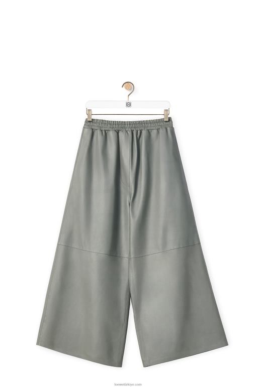 Loewe Nappa kuzu derisinden kısa pantolon 026001143 kadınlar gri