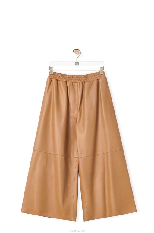 Loewe Nappa kuzu derisinden kısa pantolon 026001144 kadınlar şekerleme