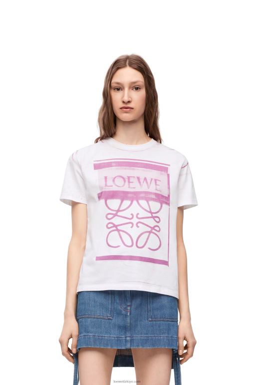 Loewe pamuklu normal kesim tişört 02600771 kadınlar beyaz/pembe çok renkli