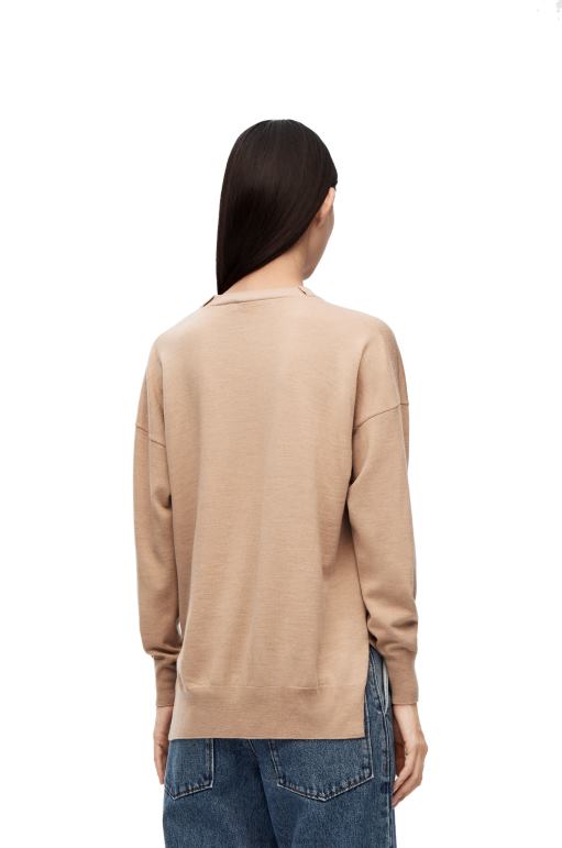 Loewe anagram cepli yün hırka 02600992 kadınlar deve