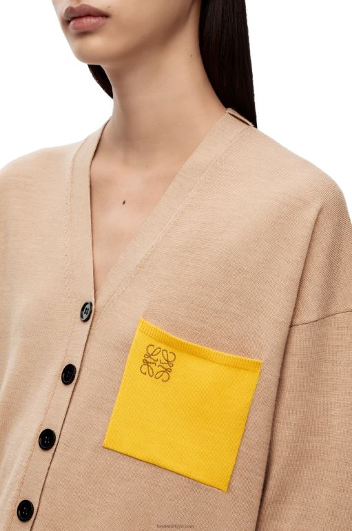 Loewe anagram cepli yün hırka 02600992 kadınlar deve