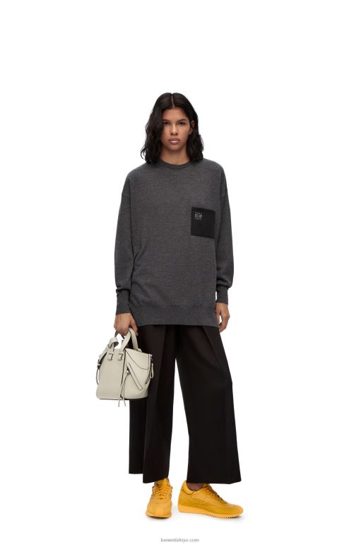 Loewe anagram cepli yün kazak 02600991 kadınlar koyu gri