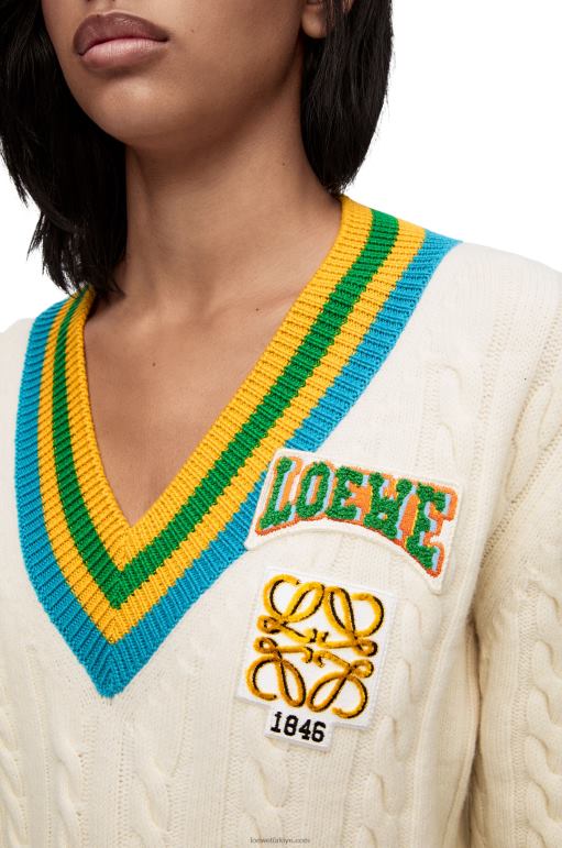 Loewe üniversite kazağı yün 02600964 kadınlar açık beyaz